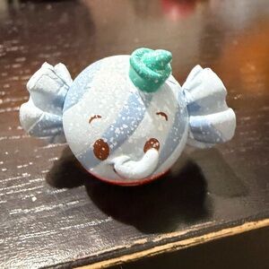 Triple berry candy holiday Christmas dumbo munchlings mini figure advent edition